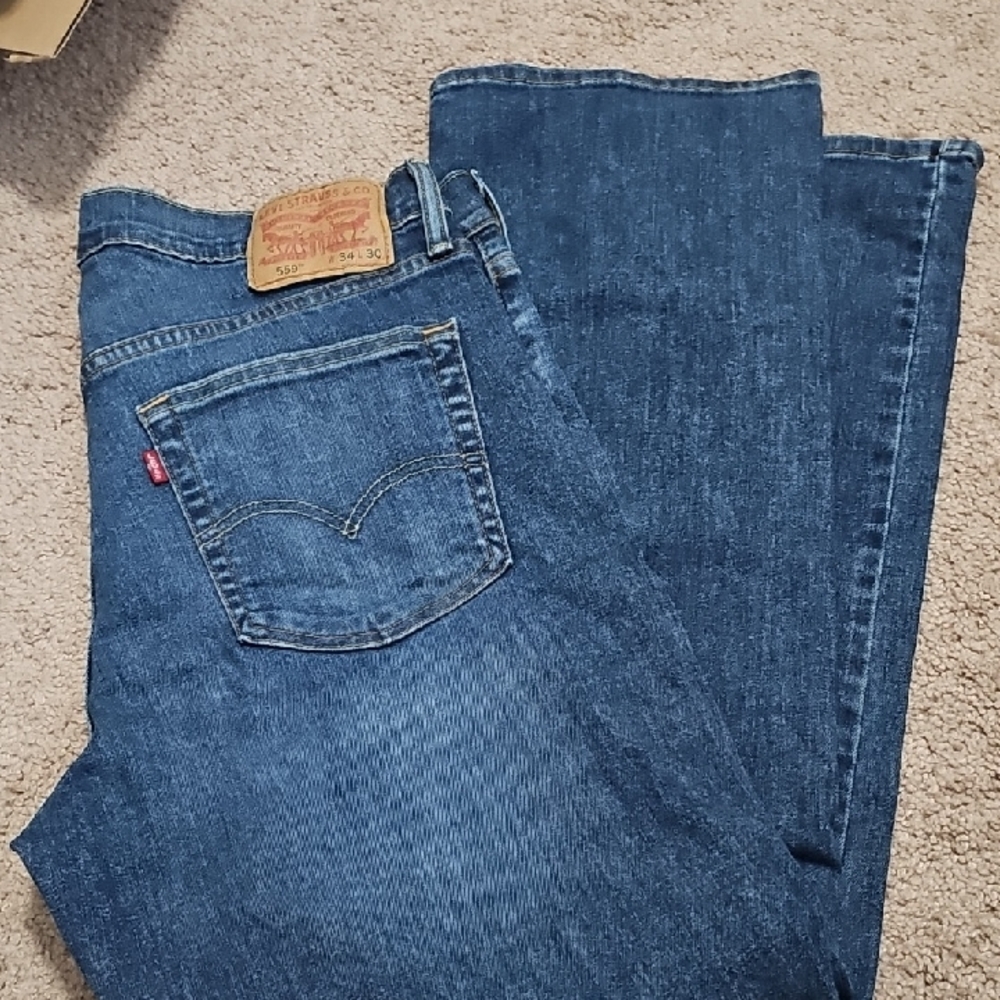 $13 ADD TO BUNDLE TO LOWER PRICE Levi's 559 Men's Classic Jeans W 34 L 30